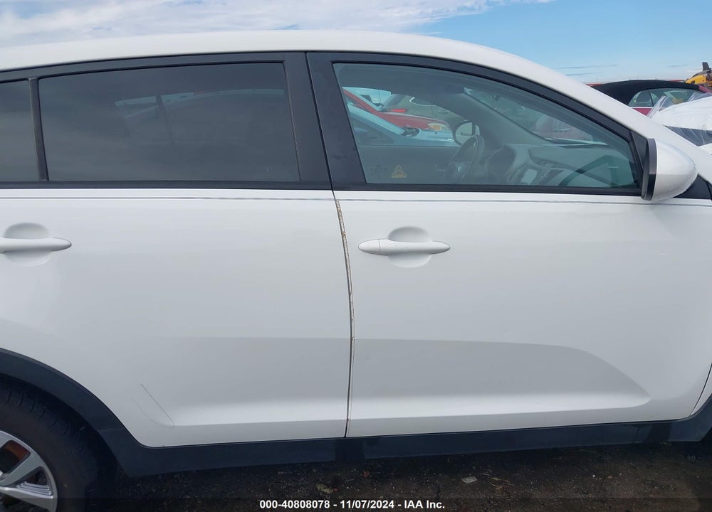 2016 KIA SPORTAGE LX VIN: KNDPB3AC8G7821688