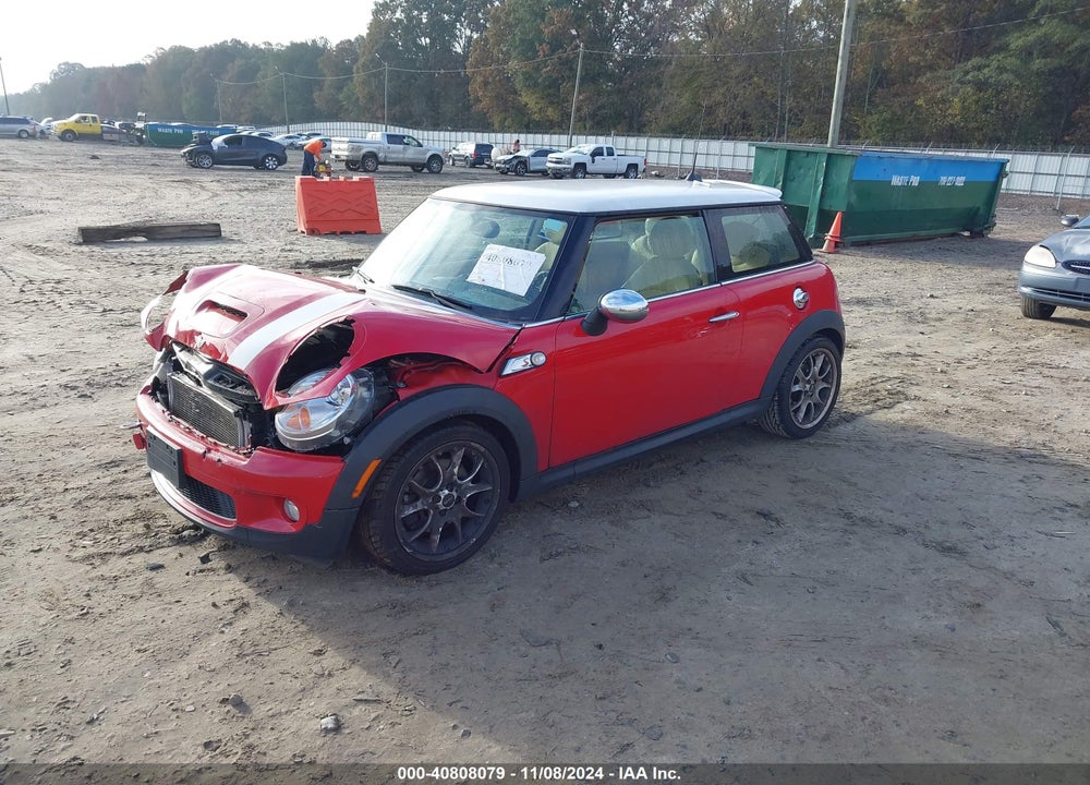 2008 MINI COOPER S VIN: WMWMF73558TV34893