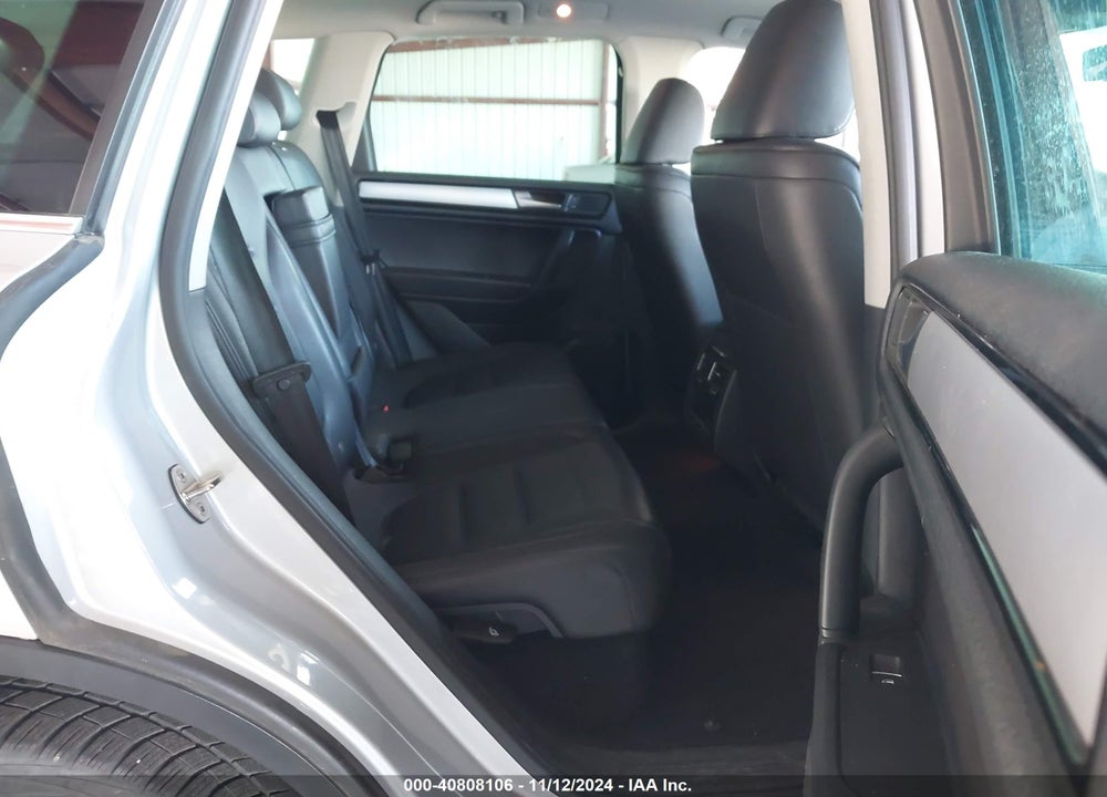 2013 VOLKSWAGEN TOUAREG TDI SPORT VIN: WVGEP9BP2DD005405