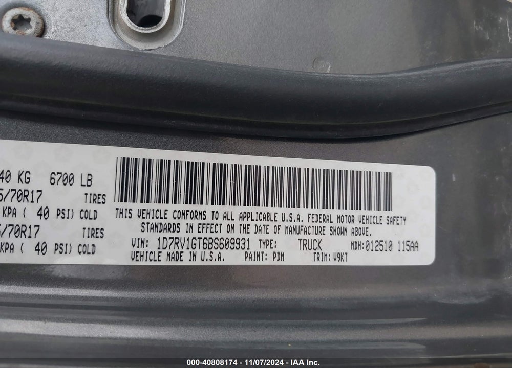 2011 RAM 1500 SLT VIN: 1D7RV1GT6BS609931