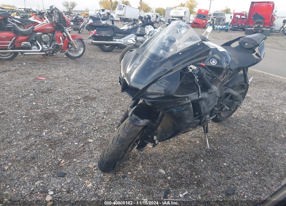 2022 YAMAHA YZFR1 VIN: JYARN66E7NA002646
