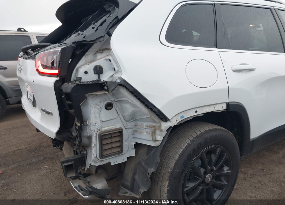 2019 JEEP CHEROKEE LATITUDE PLUS 4X4 VIN: 1C4PJMLX7KD105576