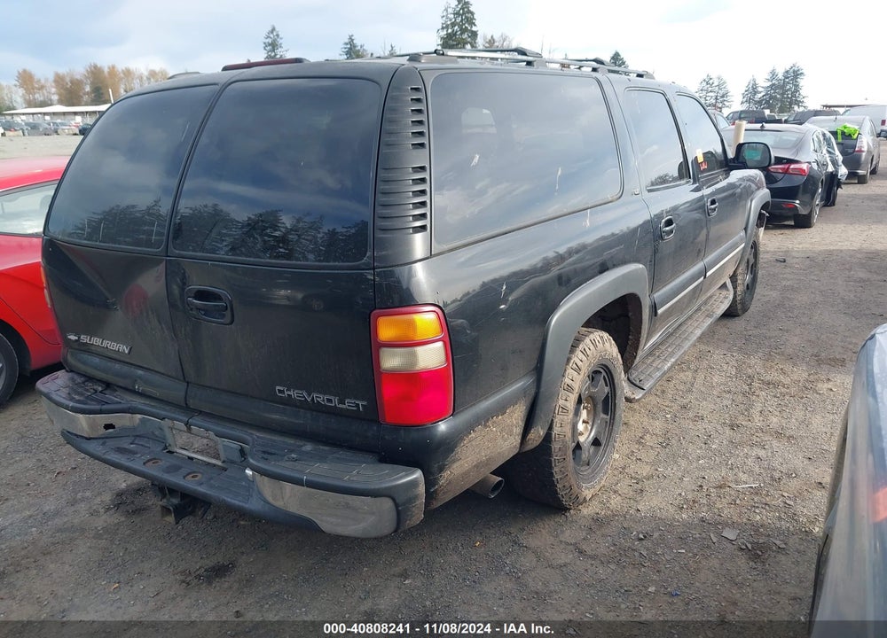 2001 CHEVROLET SUBURBAN 1500 LT VIN: 3GNFK16T51G204227