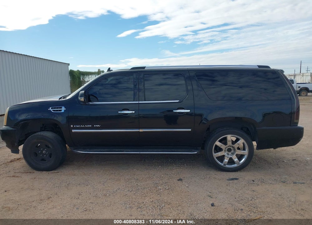 2007 CADILLAC ESCALADE ESV STANDARD VIN: 1GYFK66807R261486