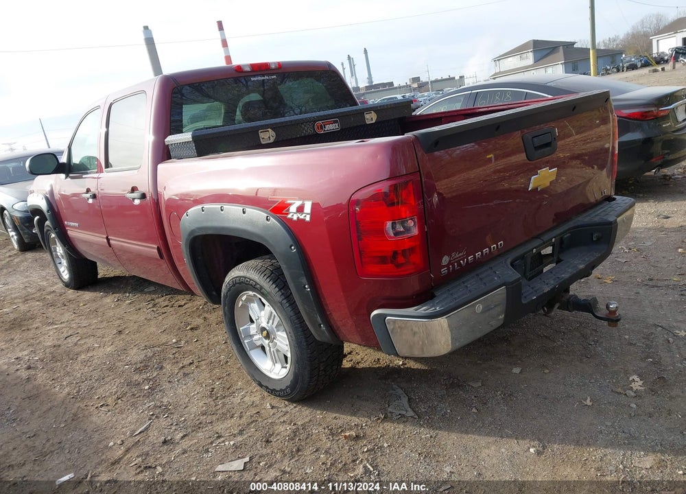 2013 CHEVROLET SILVERADO 1500 LT VIN: 3GCPKSE76DG233022