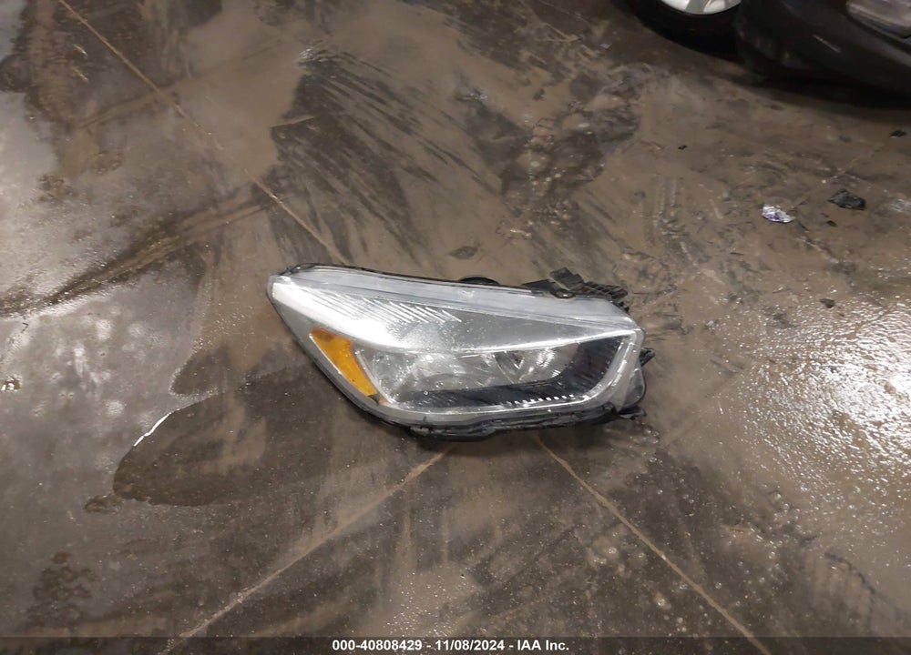 2019 FORD ESCAPE SE VIN: 1FMCU9GD2KUC11903