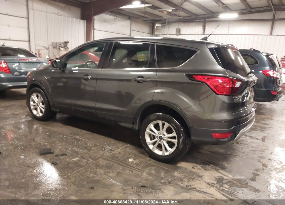 2019 FORD ESCAPE SE VIN: 1FMCU9GD2KUC11903