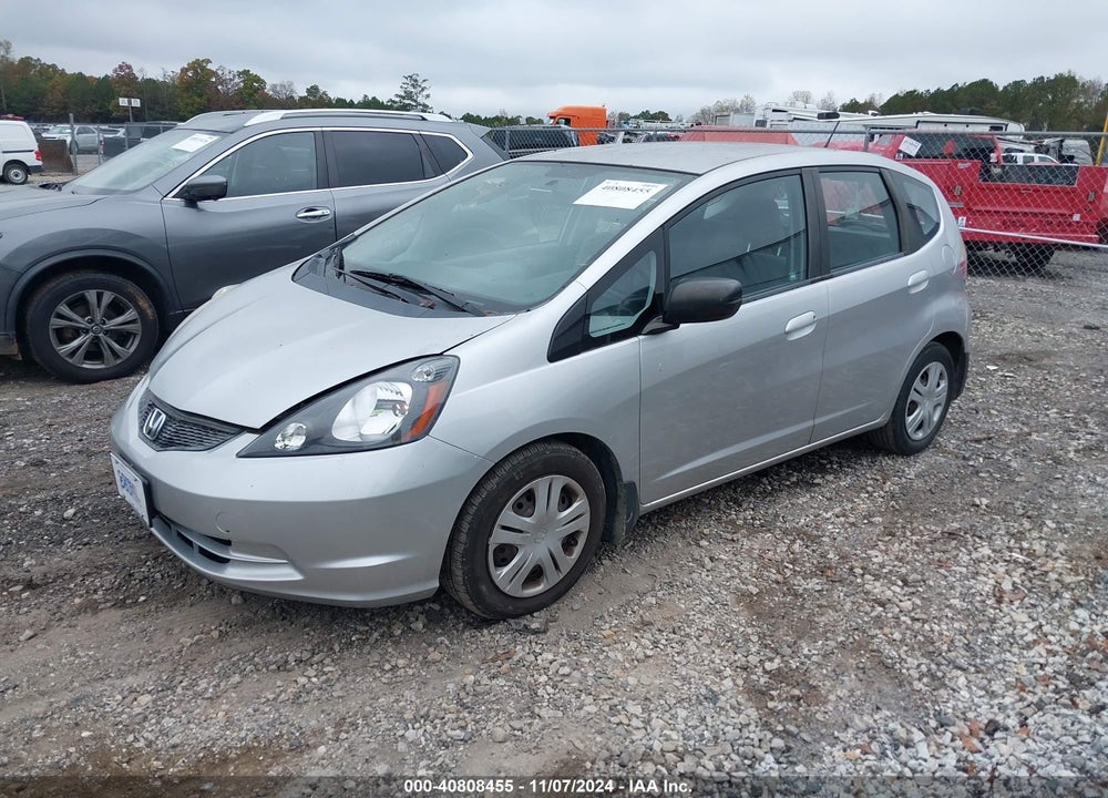 2011 HONDA FIT VIN: JHMGE8H36BS002869