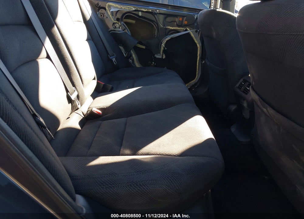 2017 HONDA ACCORD EX VIN: 1HGCR2F72HA116309