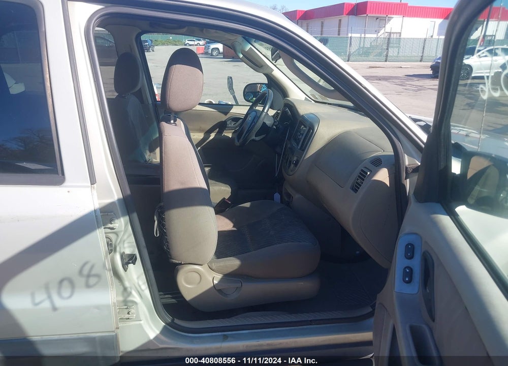 2003 FORD ESCAPE XLT VIN: 1FMYU03143KD90293