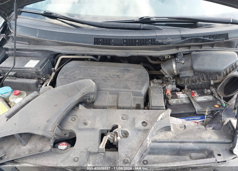 2015 HONDA ODYSSEY EX-L VIN: 5FNRL5H62FB011595