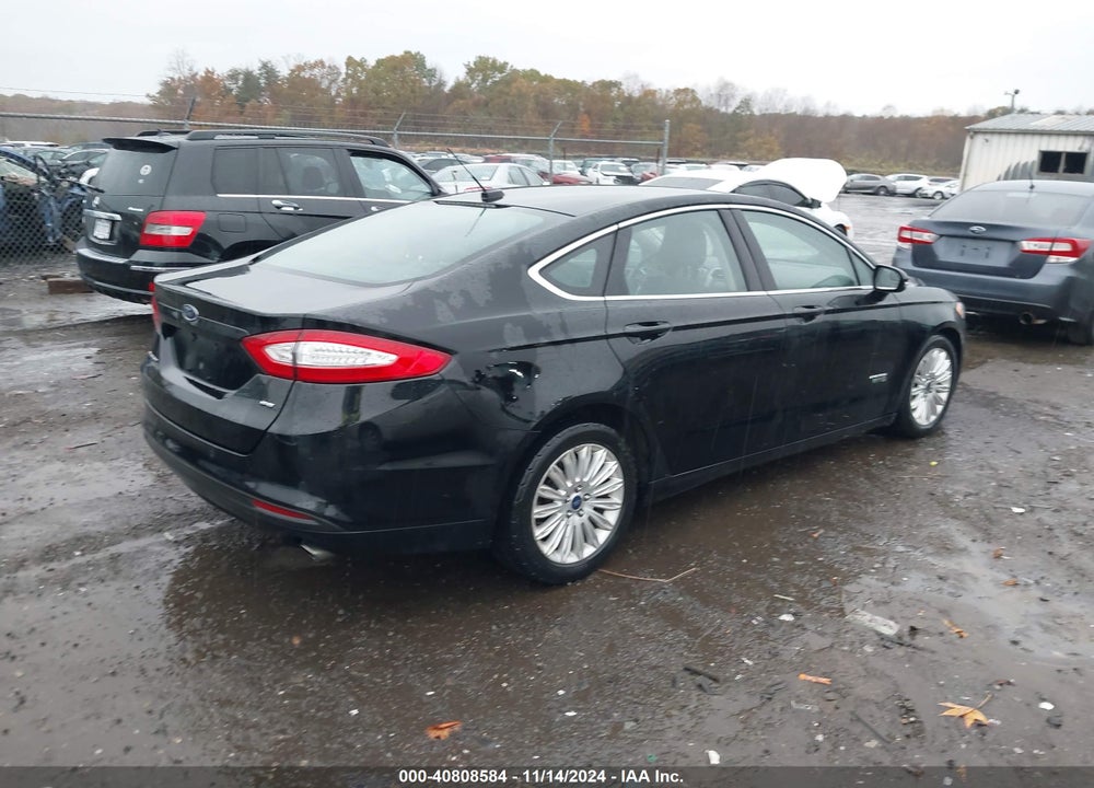 2016 FORD FUSION ENERGI SE LUXURY VIN: 3FA6P0PU1GR364927