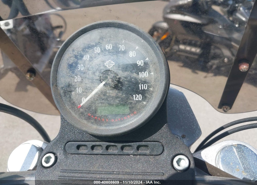 2015 HARLEY-DAVIDSON XL883 SUPERLOW VIN: 1HD4CR215FC419860