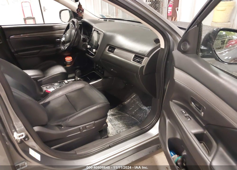 2020 MITSUBISHI OUTLANDER ES 2.4 /LE 2.4 /SE 2.4 /SEL 2.4 /SP 2.4 VIN: JA4AZ3A33LZ040684