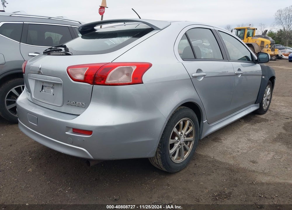 2011 MITSUBISHI LANCER SPORTBACK ES VIN: JA32X2HU1BU039438