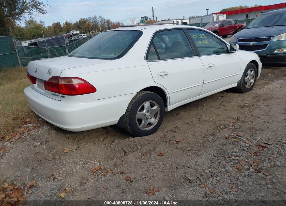 1999 HONDA ACCORD EX V6 VIN: 1HGCG1651XA050400