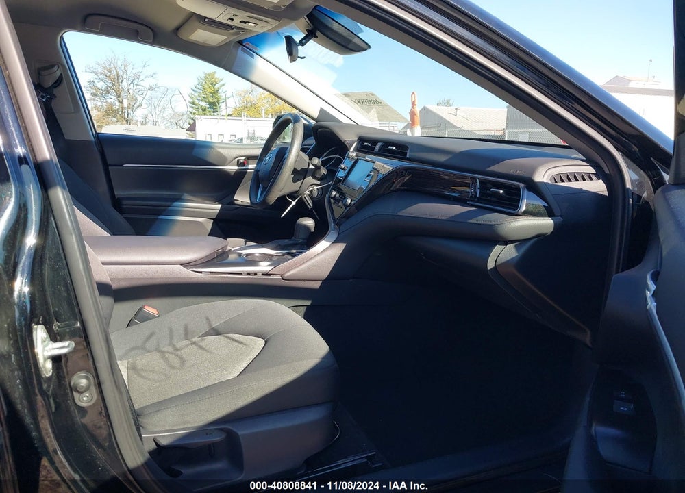 2020 TOYOTA CAMRY LE VIN: 4T1C11AK6LU997210