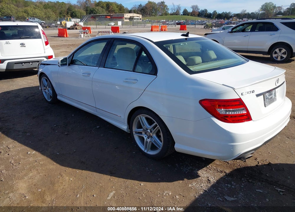 2014 MERCEDES-BENZ C 300 C 300 LUXURY/SPORT 4MATIC VIN: WDDGF8AB4ER313475