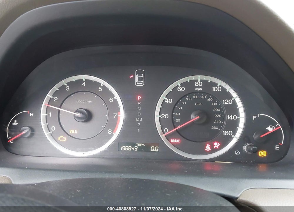 2009 HONDA ACCORD 2.4 LX VIN: 1HGCP26379A034032