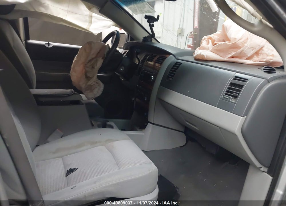 2008 DODGE DURANGO SLT VIN: 1D8HD48NX8F139092