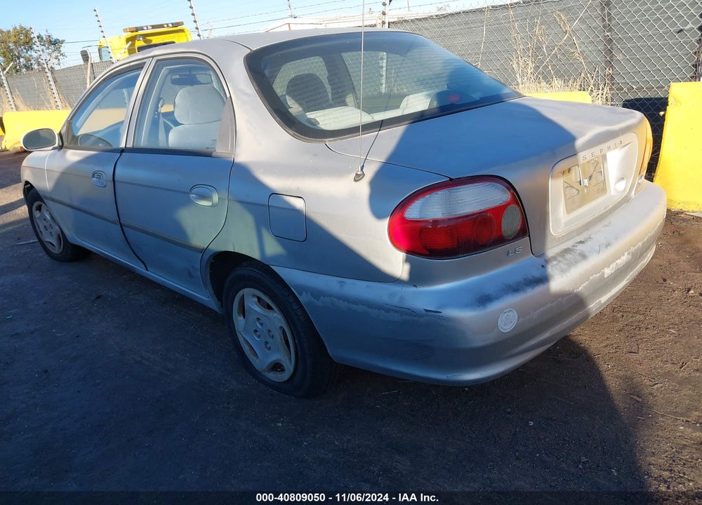 2001 KIA SEPHIA LS VIN: KNAFB121015033145
