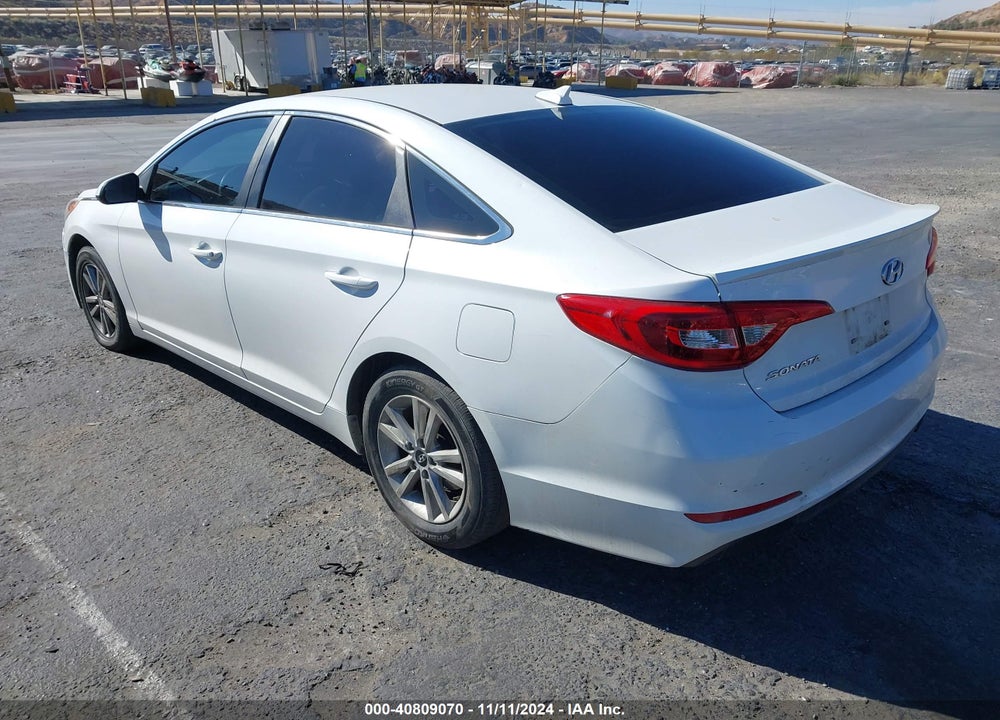 2016 HYUNDAI SONATA SE VIN: 5NPE24AF2GH269544