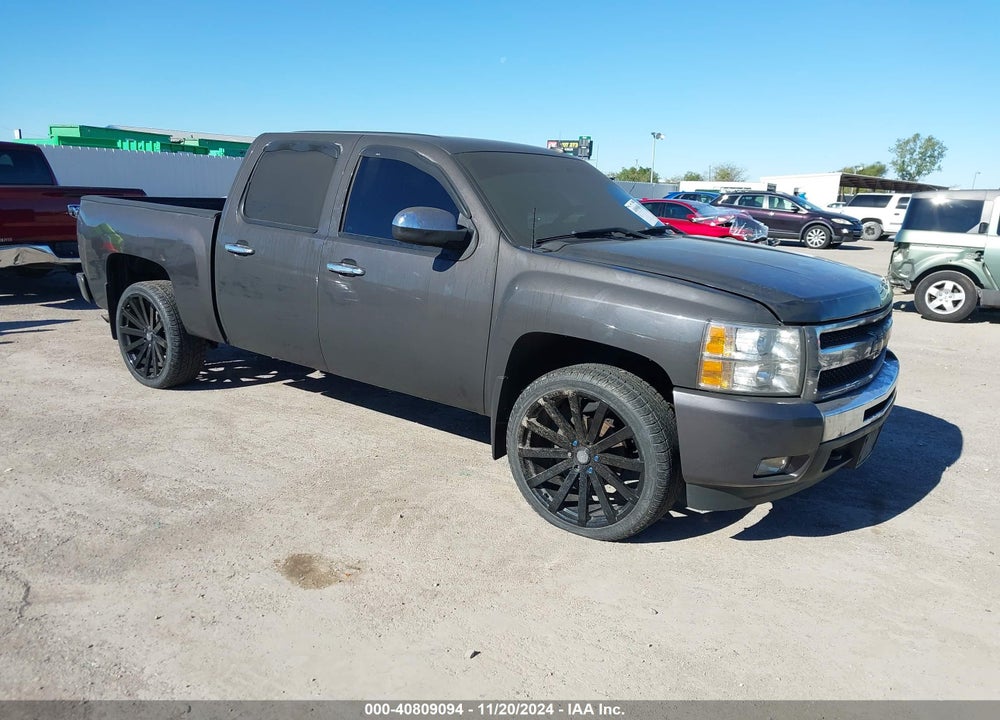 2011 CHEVROLET SILVERADO 1500 LT VIN: 3GCPCSE06BG229002
