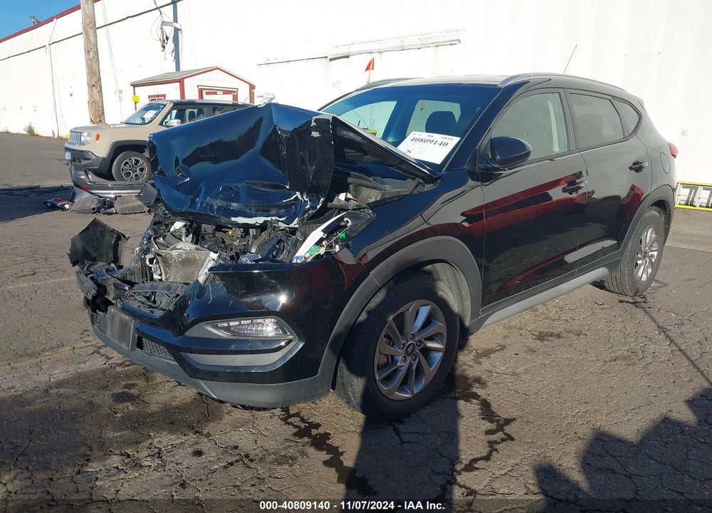 2017 HYUNDAI TUCSON VIN: KM8J33A46HU565268