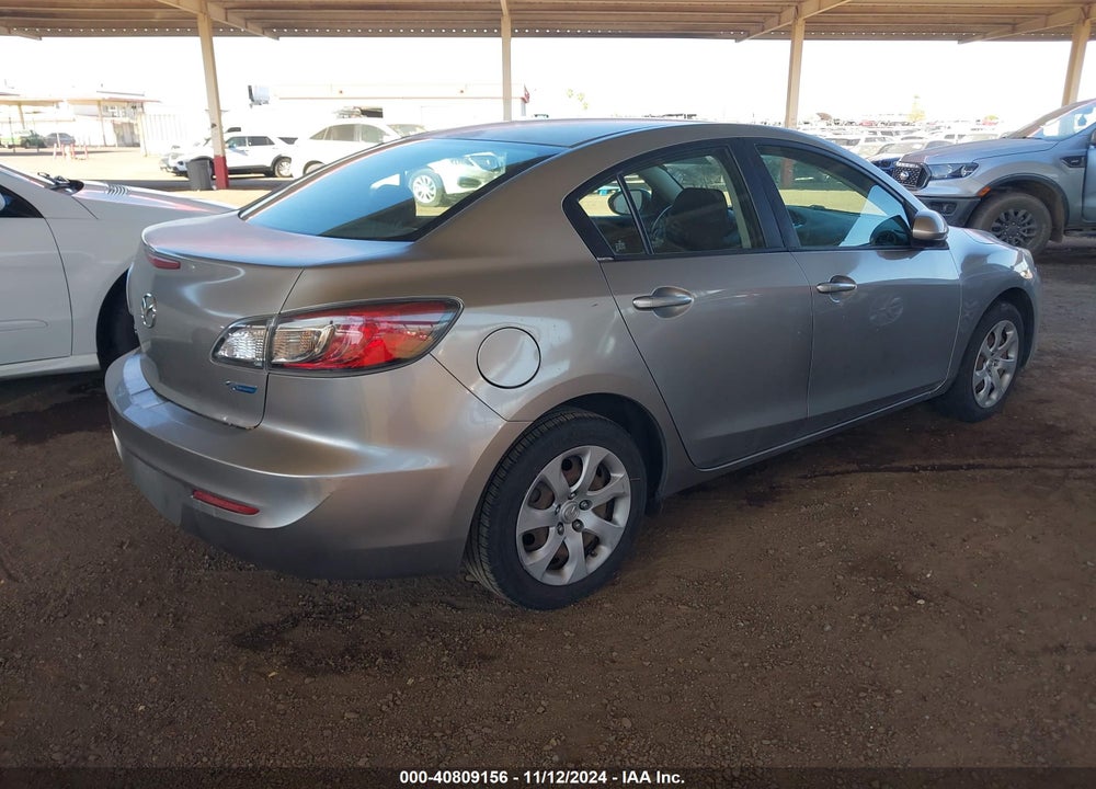 2013 MAZDA 3 I SPORT VIN: JM1BL1U76D1770653