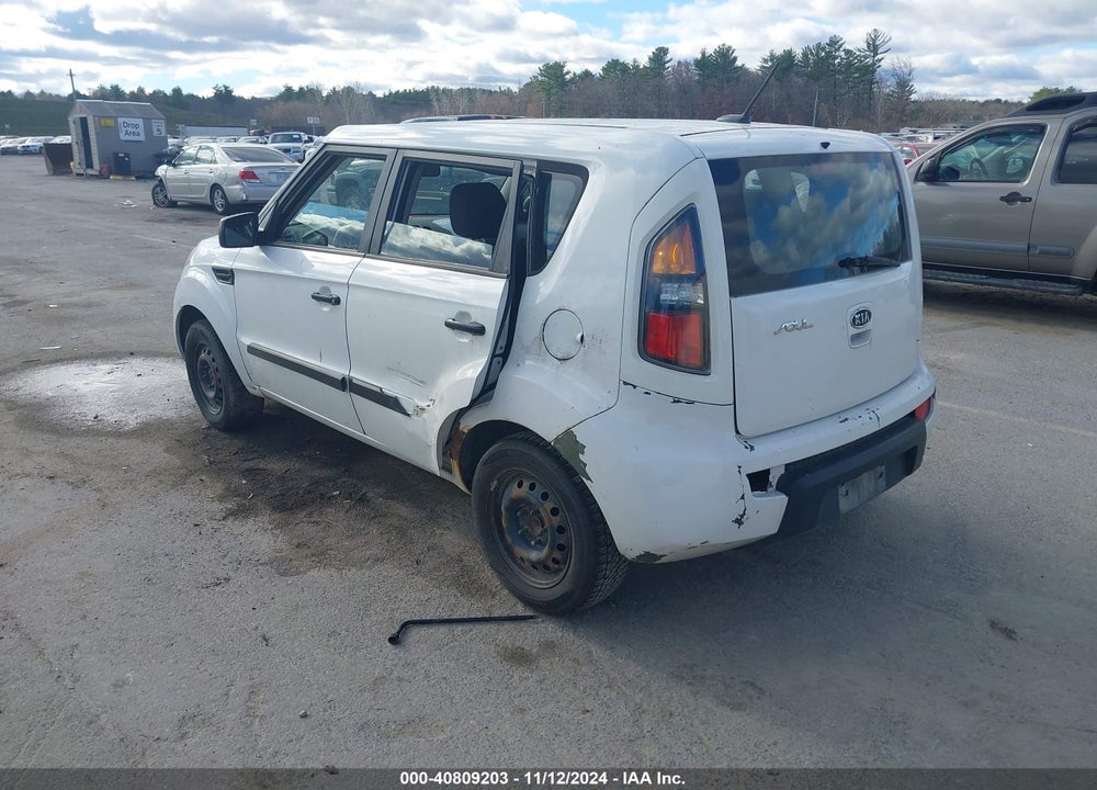 2011 KIA SOUL VIN: KNDJT2A15B7716997