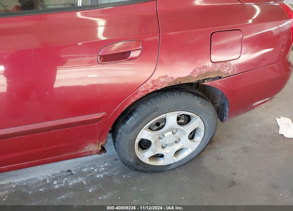 2003 HYUNDAI ELANTRA GLS/GT VIN: KMHDN45D23U585601