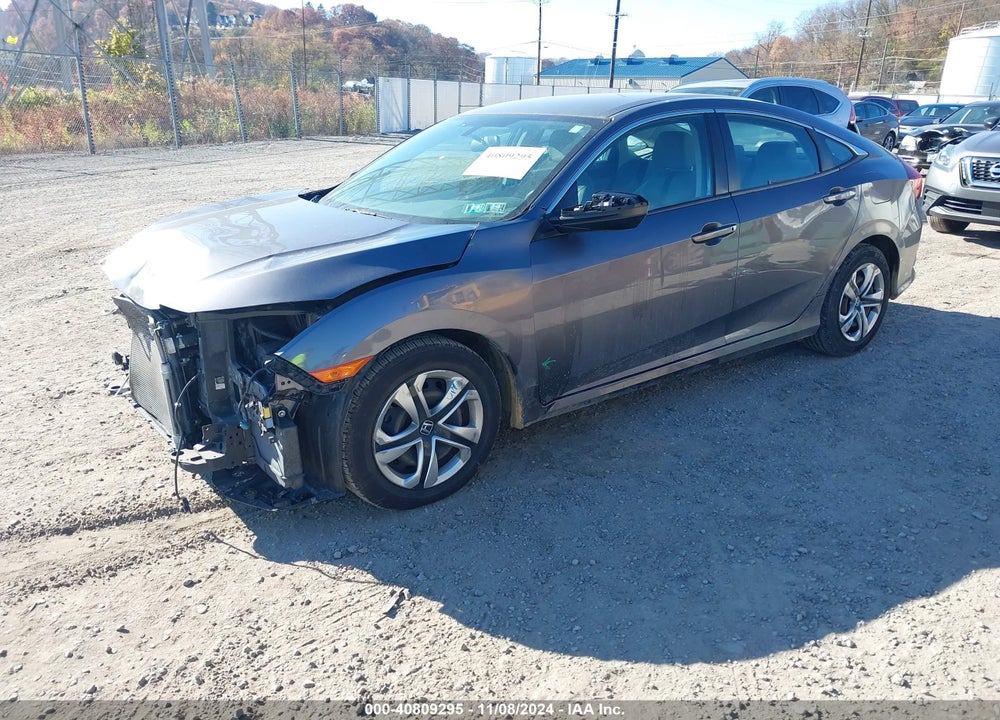 2018 HONDA CIVIC LX VIN: 2HGFC2F52JH517895