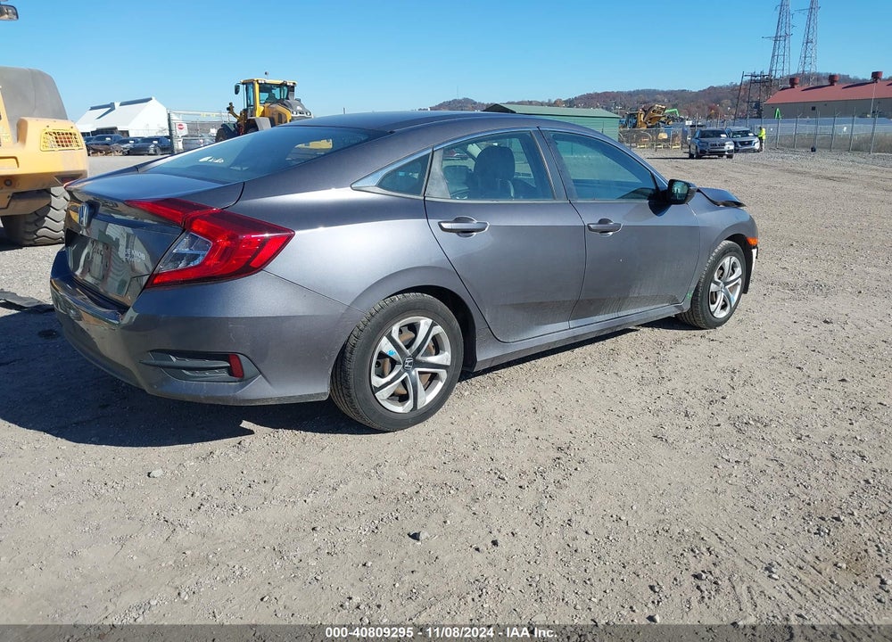 2018 HONDA CIVIC LX VIN: 2HGFC2F52JH517895