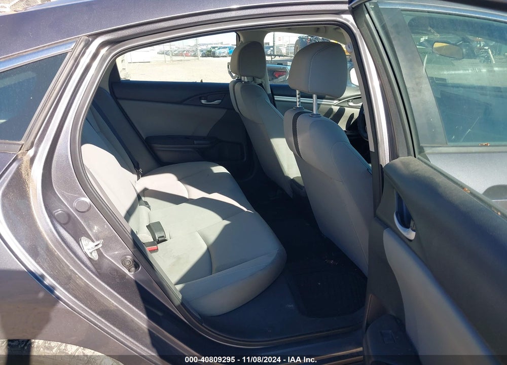 2018 HONDA CIVIC LX VIN: 2HGFC2F52JH517895