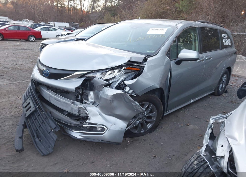 2023 TOYOTA SIENNA XLE VIN: 5TDJSKFC9PS075072