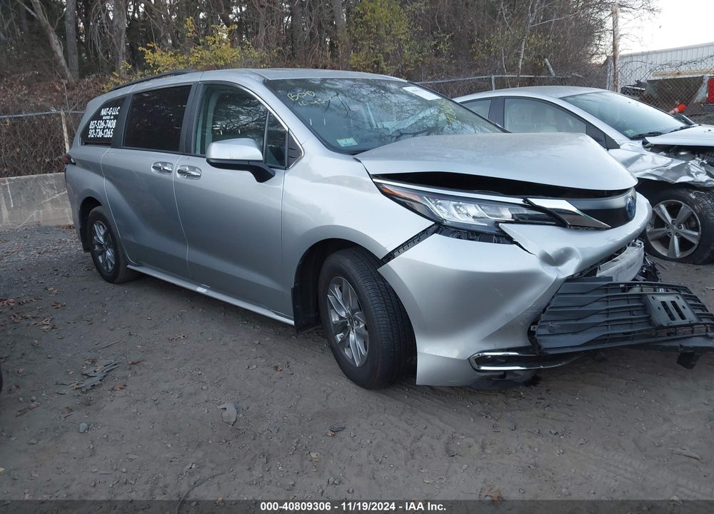2023 TOYOTA SIENNA XLE VIN: 5TDJSKFC9PS075072