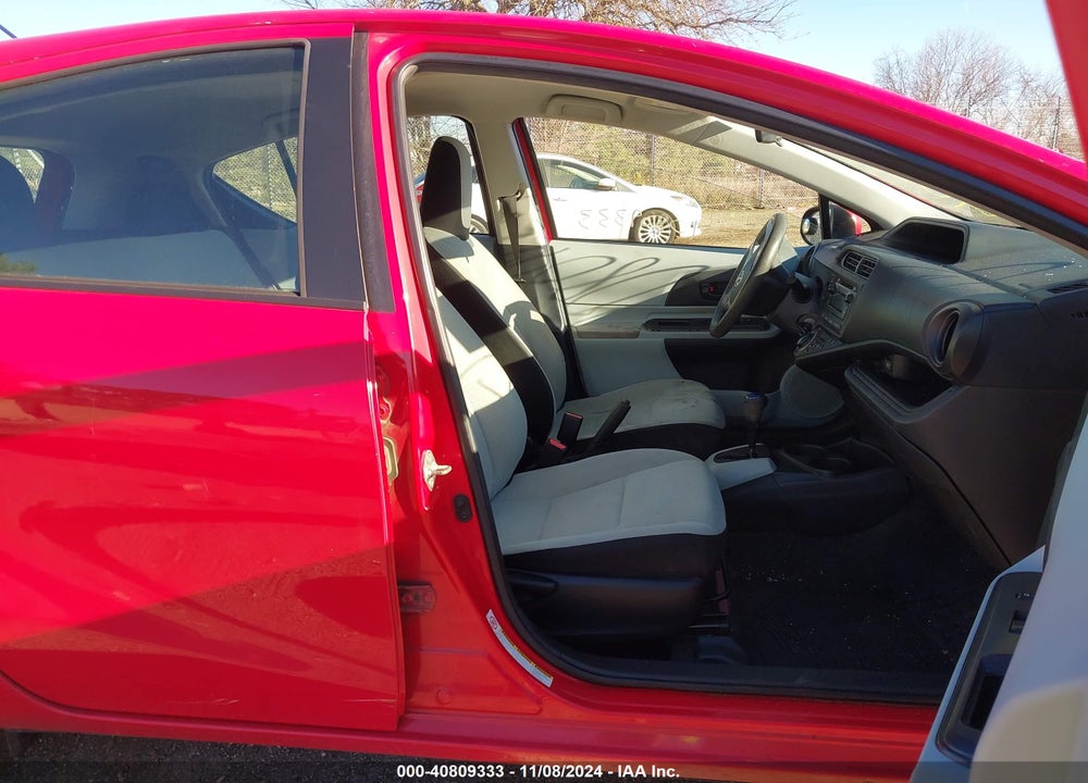 2012 TOYOTA PRIUS C ONE VIN: JTDKDTB3XC1502129