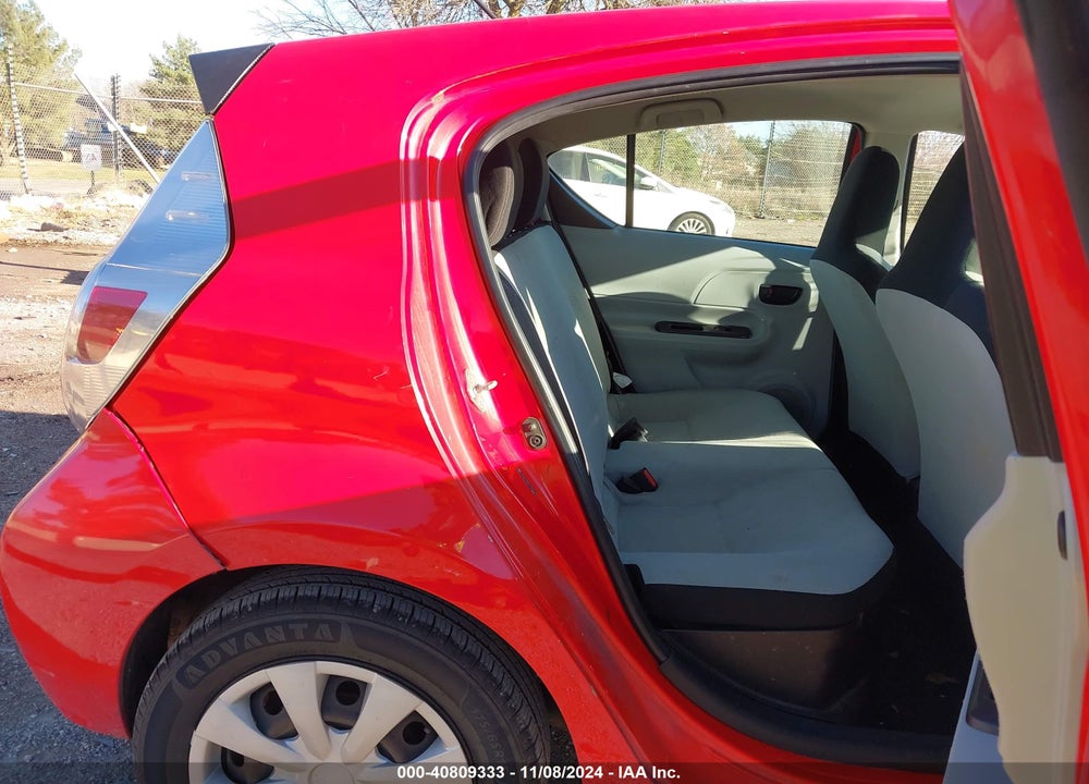 2012 TOYOTA PRIUS C ONE VIN: JTDKDTB3XC1502129