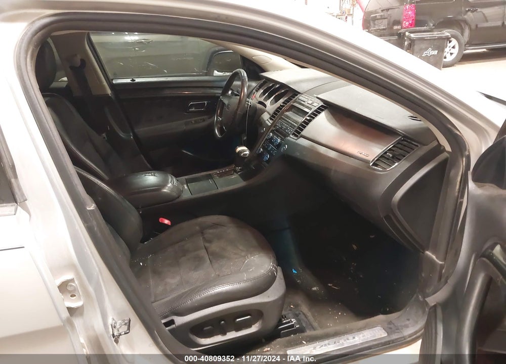 2011 FORD TAURUS SHO VIN: 1FAHP2KT2BG185248