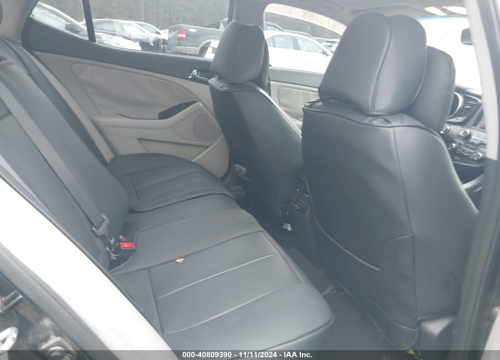 2011 KIA OPTIMA EX VIN: KNAGN4A70B5140376