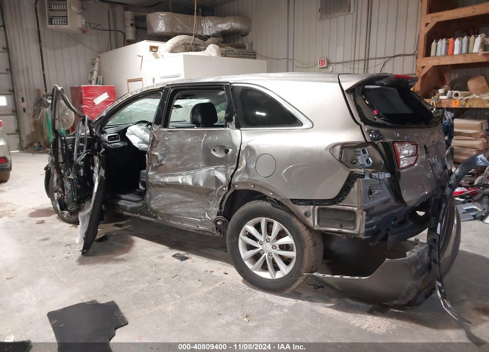 2016 KIA SORENTO 2.4L L VIN: 5XYPG4A37GG056533