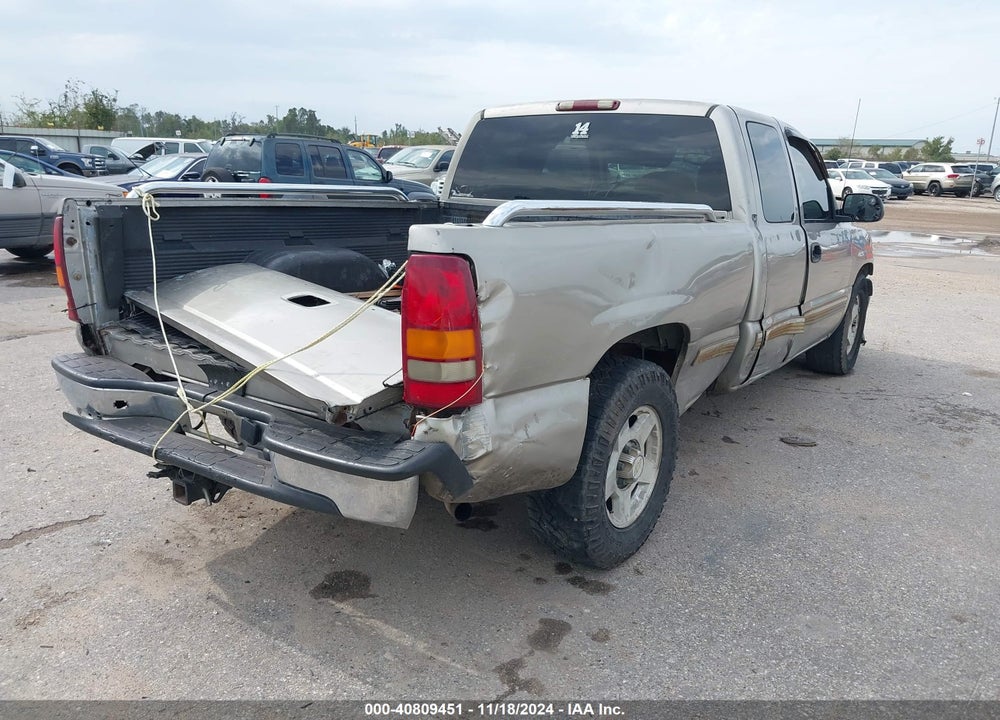 2001 CHEVROLET SILVERADO 1500 LS VIN: 2GCEC19T811346321