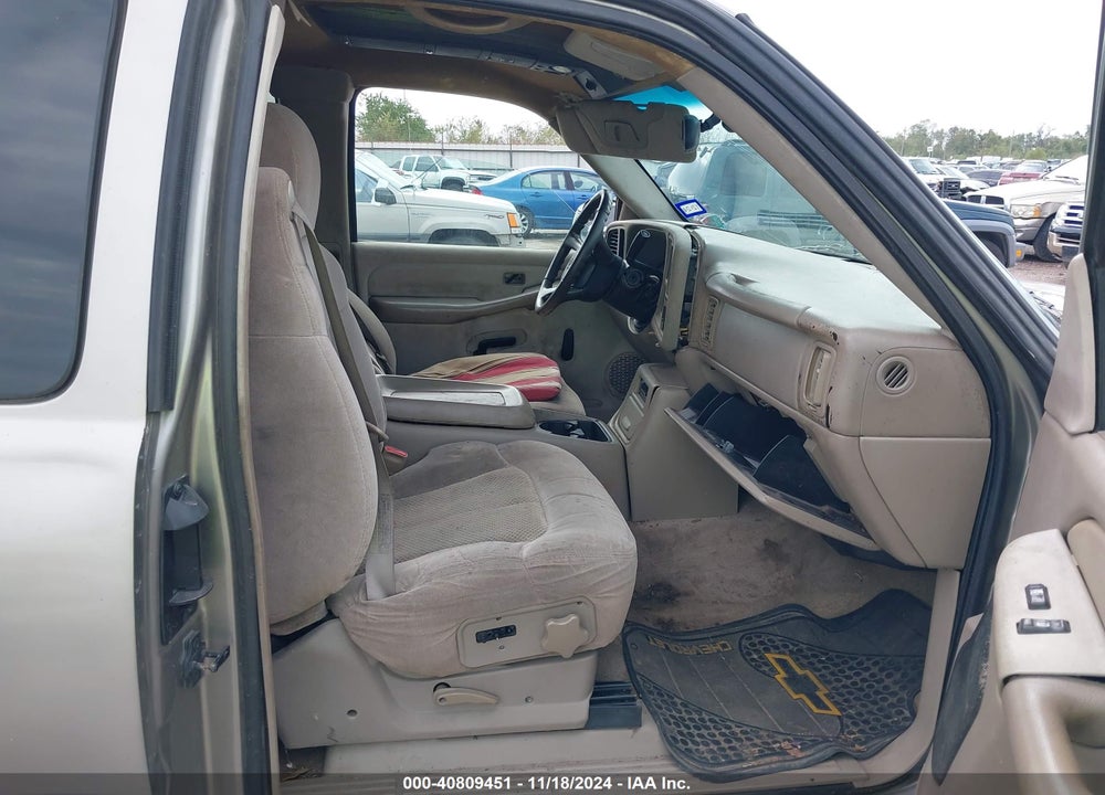 2001 CHEVROLET SILVERADO 1500 LS VIN: 2GCEC19T811346321