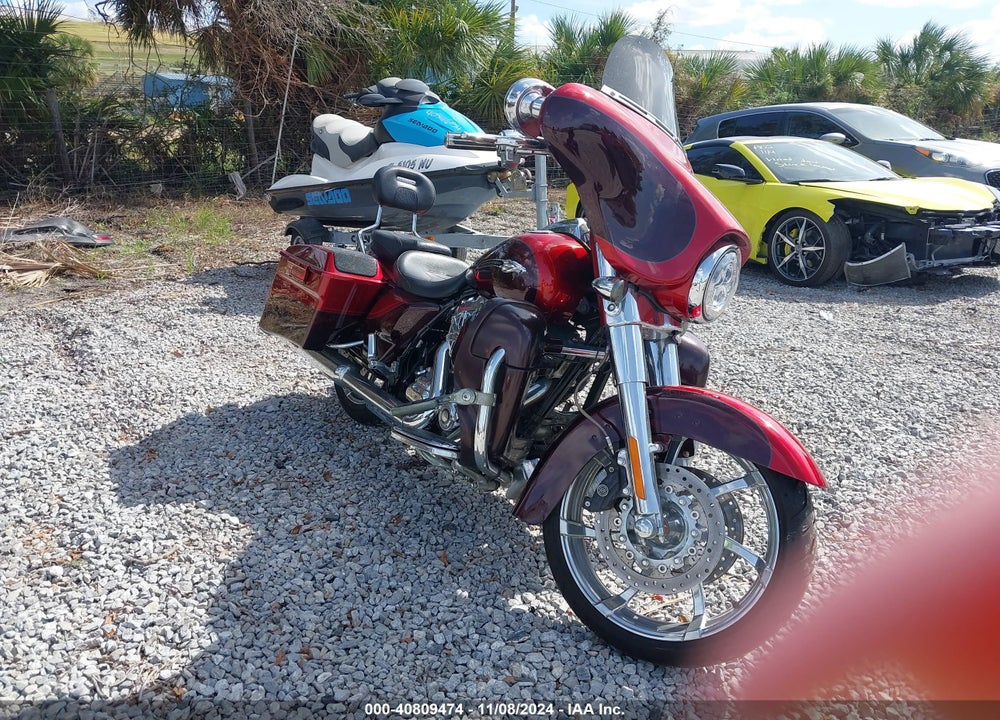 2012 HARLEY-DAVIDSON FLHXSE3 CVO STREET GLIDE VIN: 1HD1PZ819CB959647