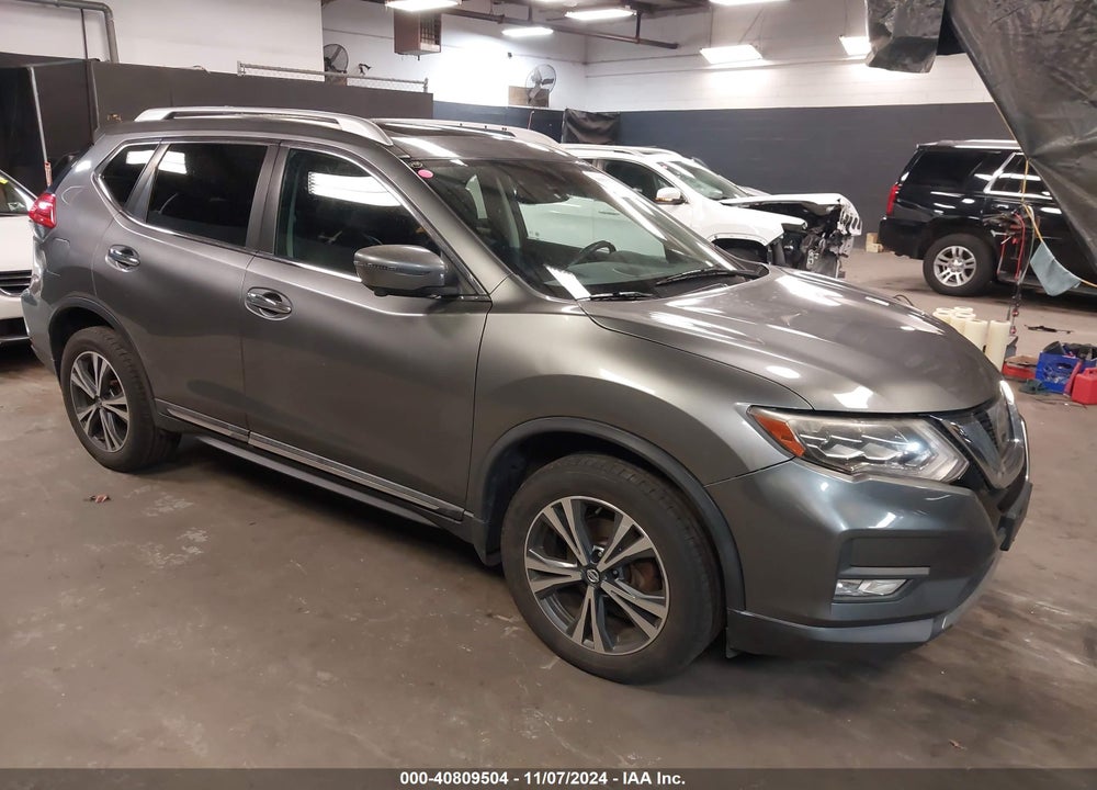 2017 NISSAN ROGUE SL VIN: 5N1AT2MV2HC761292