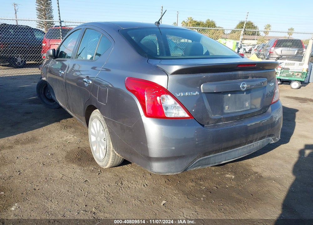 2019 NISSAN VERSA 1.6 SV VIN: 3N1CN7AP1KL881089