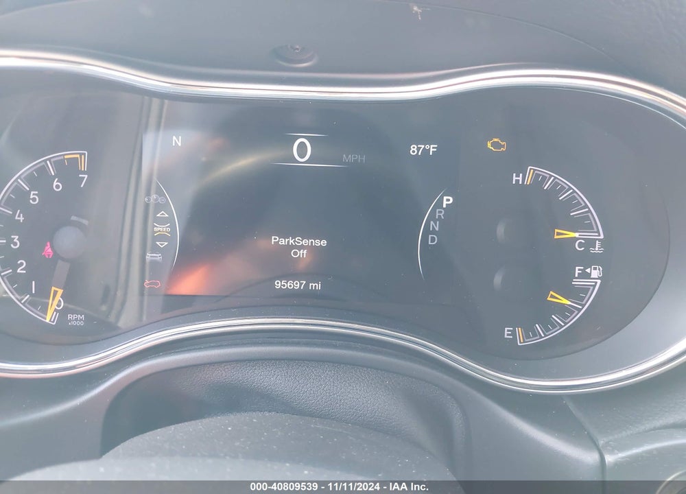 2018 JEEP GRAND CHEROKEE ALTITUDE 4X2 VIN: 1C4RJEAG5JC142227