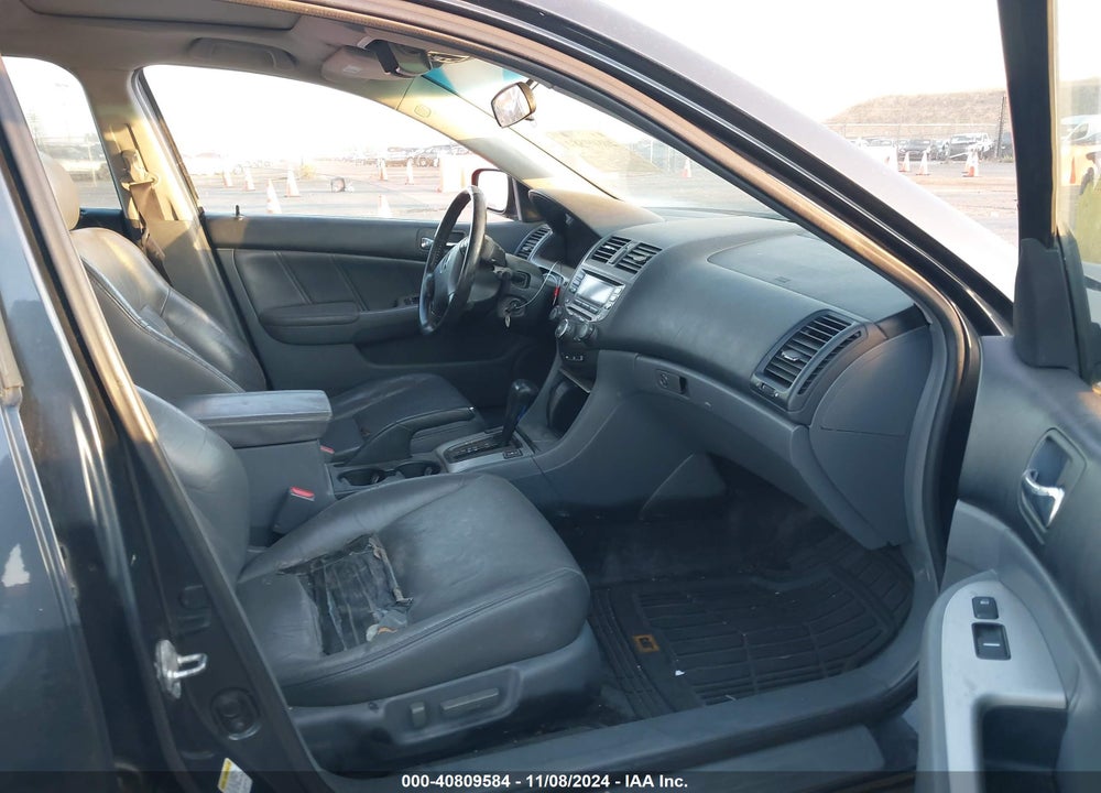2004 HONDA ACCORD 3.0 EX VIN: 1HGCM66574A023221