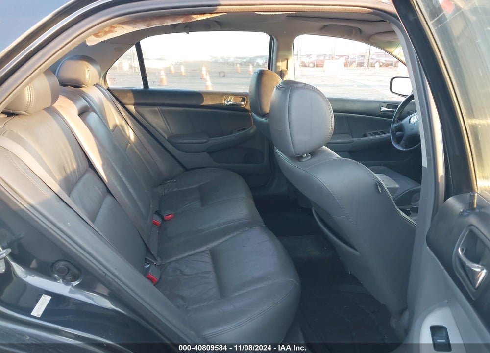 2004 HONDA ACCORD 3.0 EX VIN: 1HGCM66574A023221