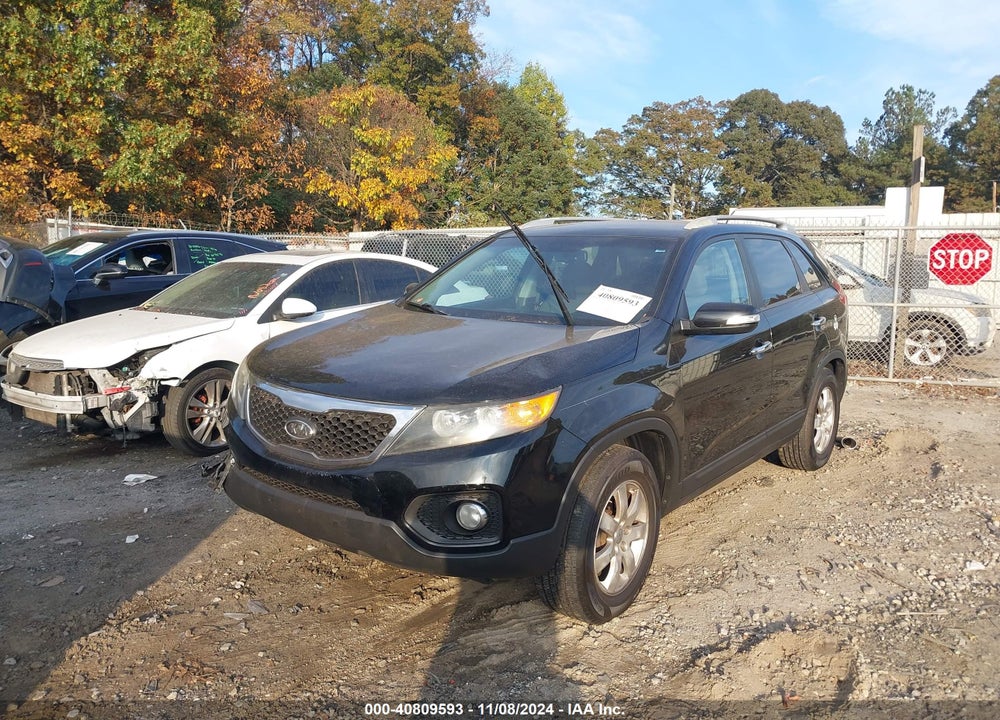 2013 KIA SORENTO LX VIN: 5XYKT3A6XDG310449
